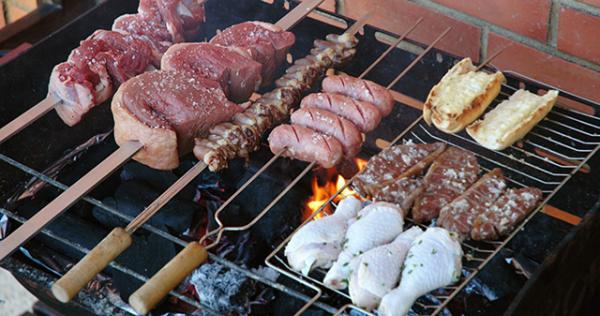 Déchiqueteuse à viande pour barbecue - Viande Cameroon
