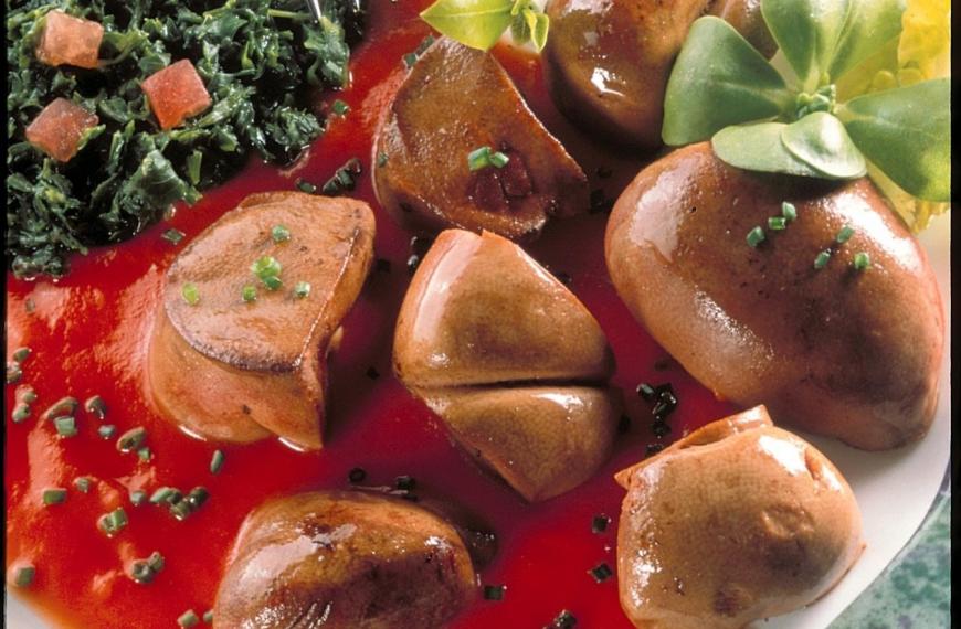 Rognons de veau au coulis de tomates et à la purée de persil