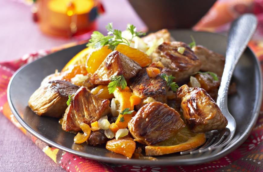 Tajine de veau aux dattes et abricots secs