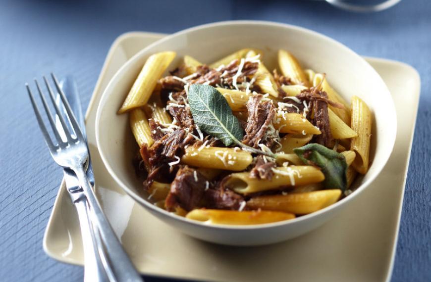 Penne au bœuf et beurre de sauge