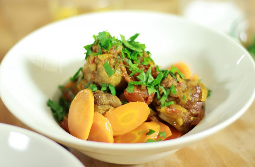 Tajine d'agneau safran, cannelle et carottes fondantes